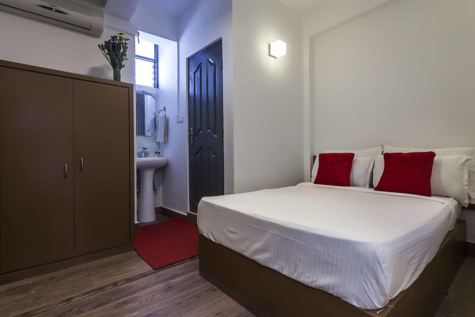 Oyo 123 Hotel Prince Plaza Katmandu Zewnętrze zdjęcie