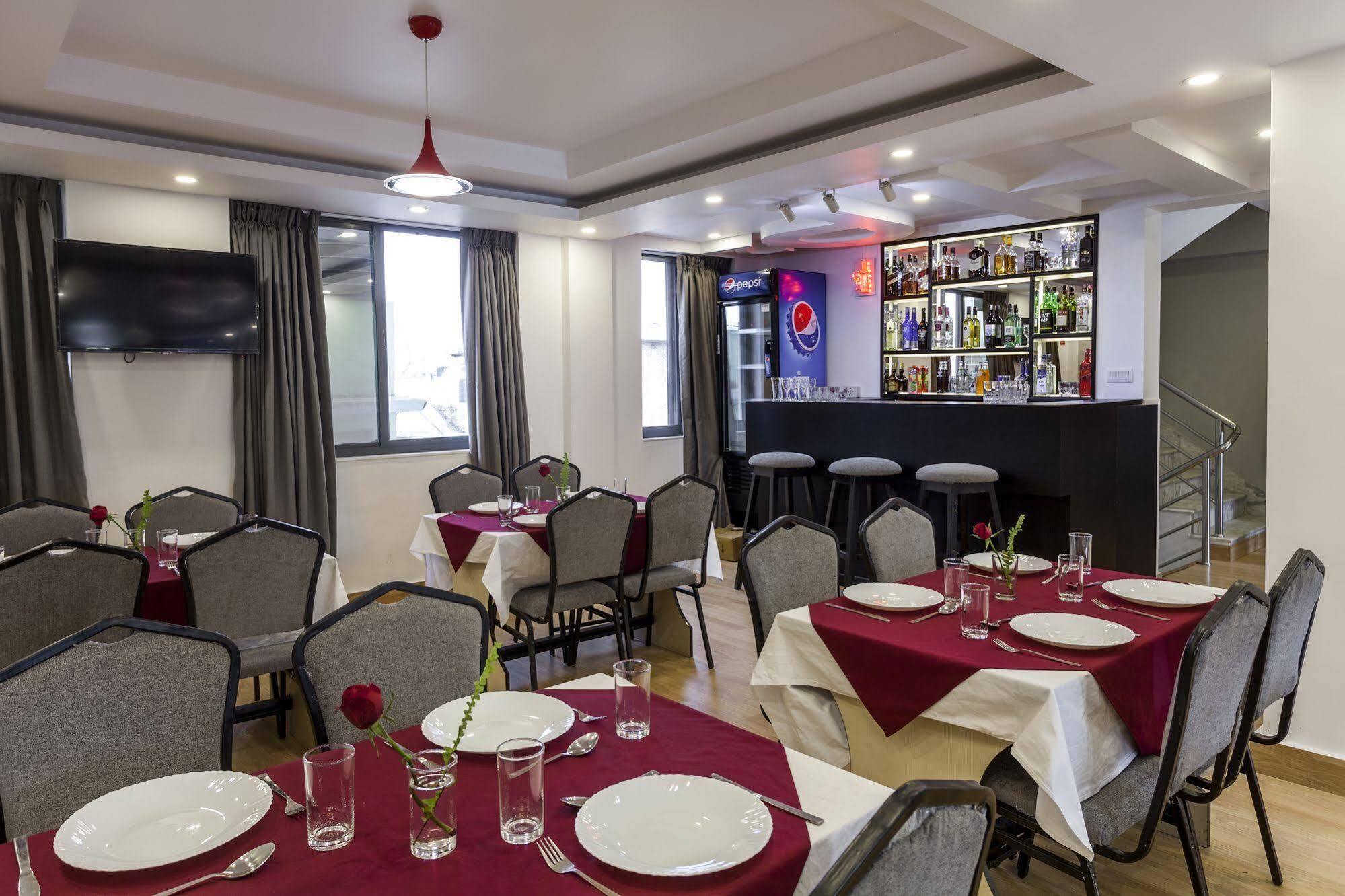 Oyo 123 Hotel Prince Plaza Katmandu Zewnętrze zdjęcie